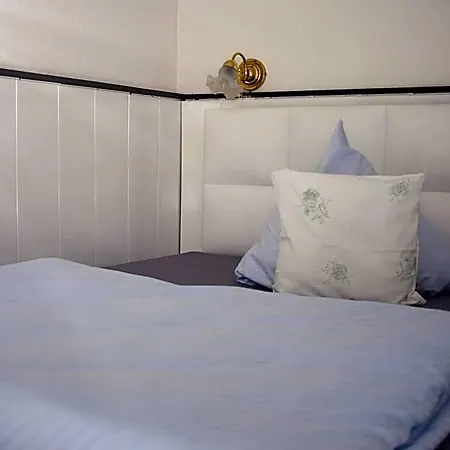 Zum Goldenen Wagen Hotel 3*
