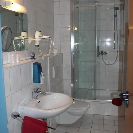 Zum Goldenen Wagen ホテル マウルブルク