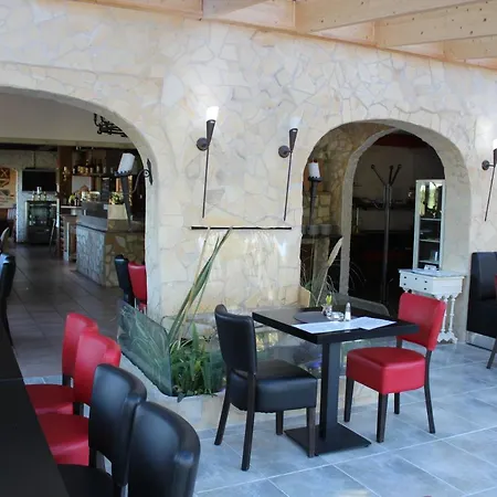 Zum Goldenen Wagen 3*