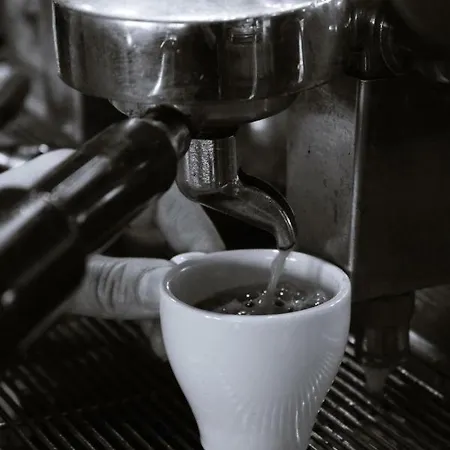 Zum Goldenen Wagen 3* マウルブルク